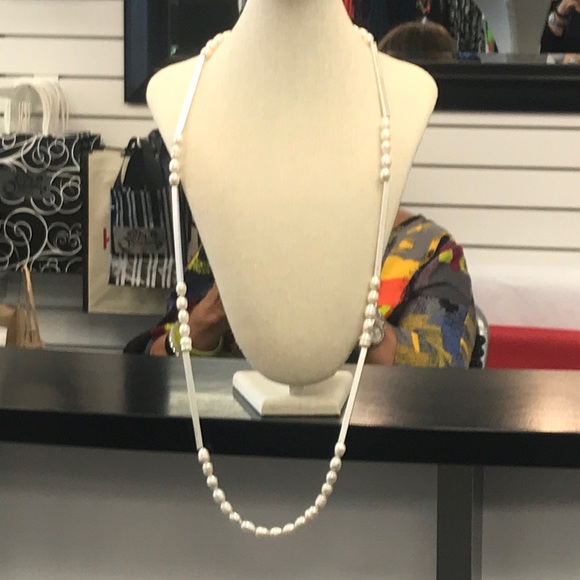 Zaan necklace - Picture 3 of 3